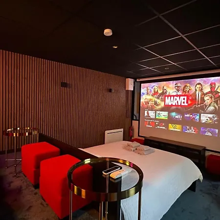 Lejlighed 4k Cinema, Jacuzzi *